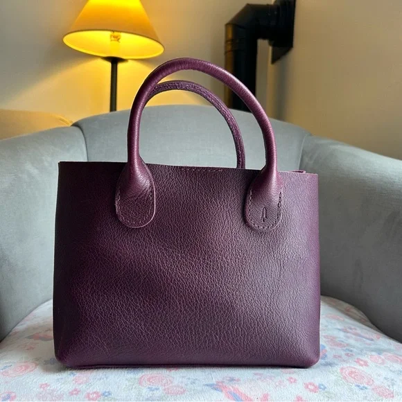 Portland Leather Large Raindrop in Plum - Picture 2 of 7